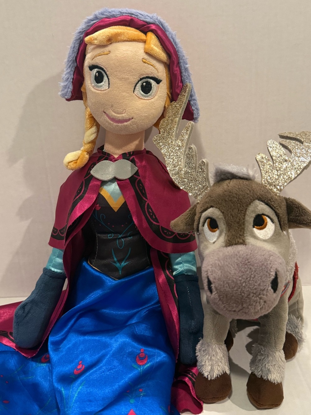 Disney Frozen 28” Anna Plush + Sven Plush Set ❄️🦌